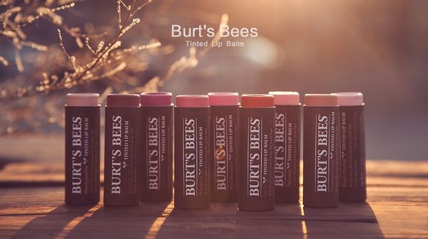 一生要吃掉1.8公斤口红的你，还不快看看这些“食品级口红”！