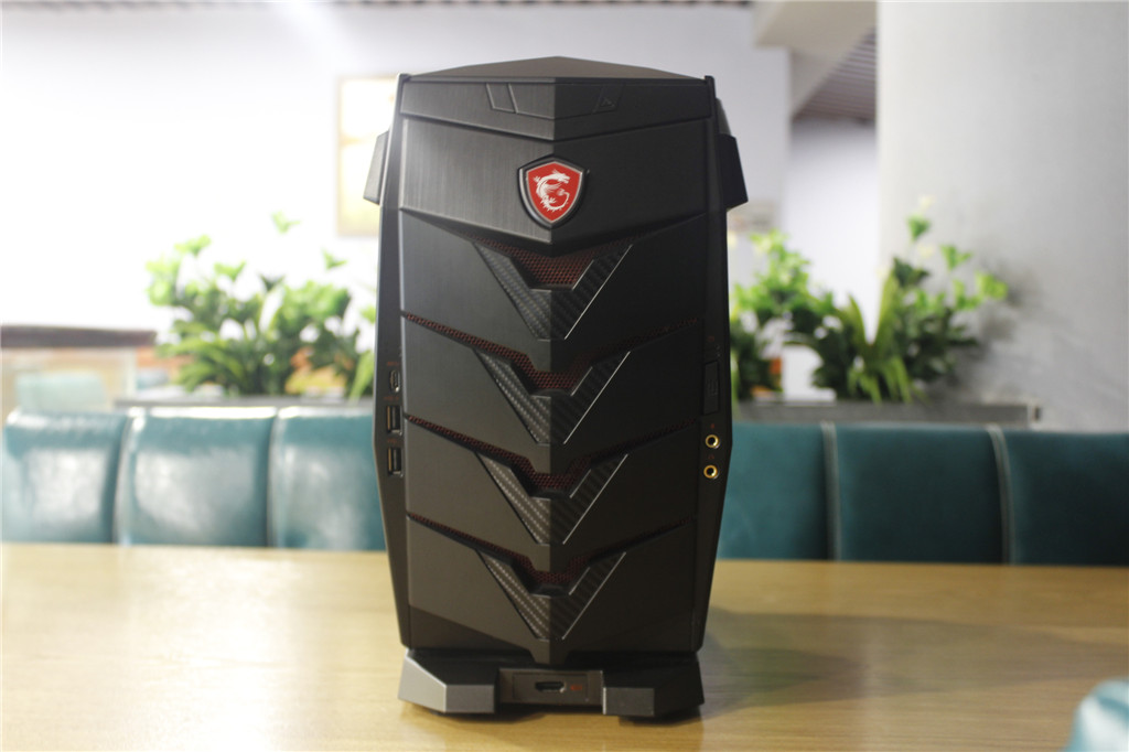 i7-10700和9700k游戏测评,gtx1070跑分笔记本