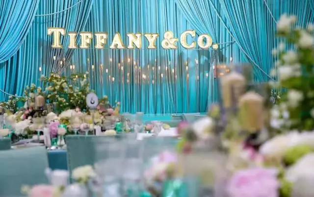 刘雯倪妮穿衣搭配图,杨幂刘雯谁最漂亮