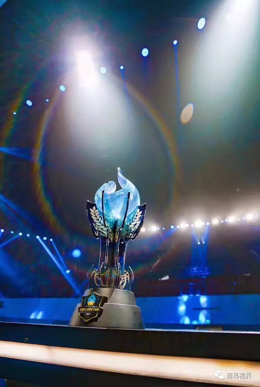 鐢电珵lol鎴橀槦澶哄啝,涔濊繛鑳滃洓澶轰笘鍥㈣禌鍐犲啗