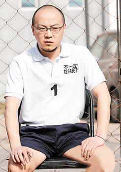 窦唯踢足球完整视频,窦唯巅峰时刻表演