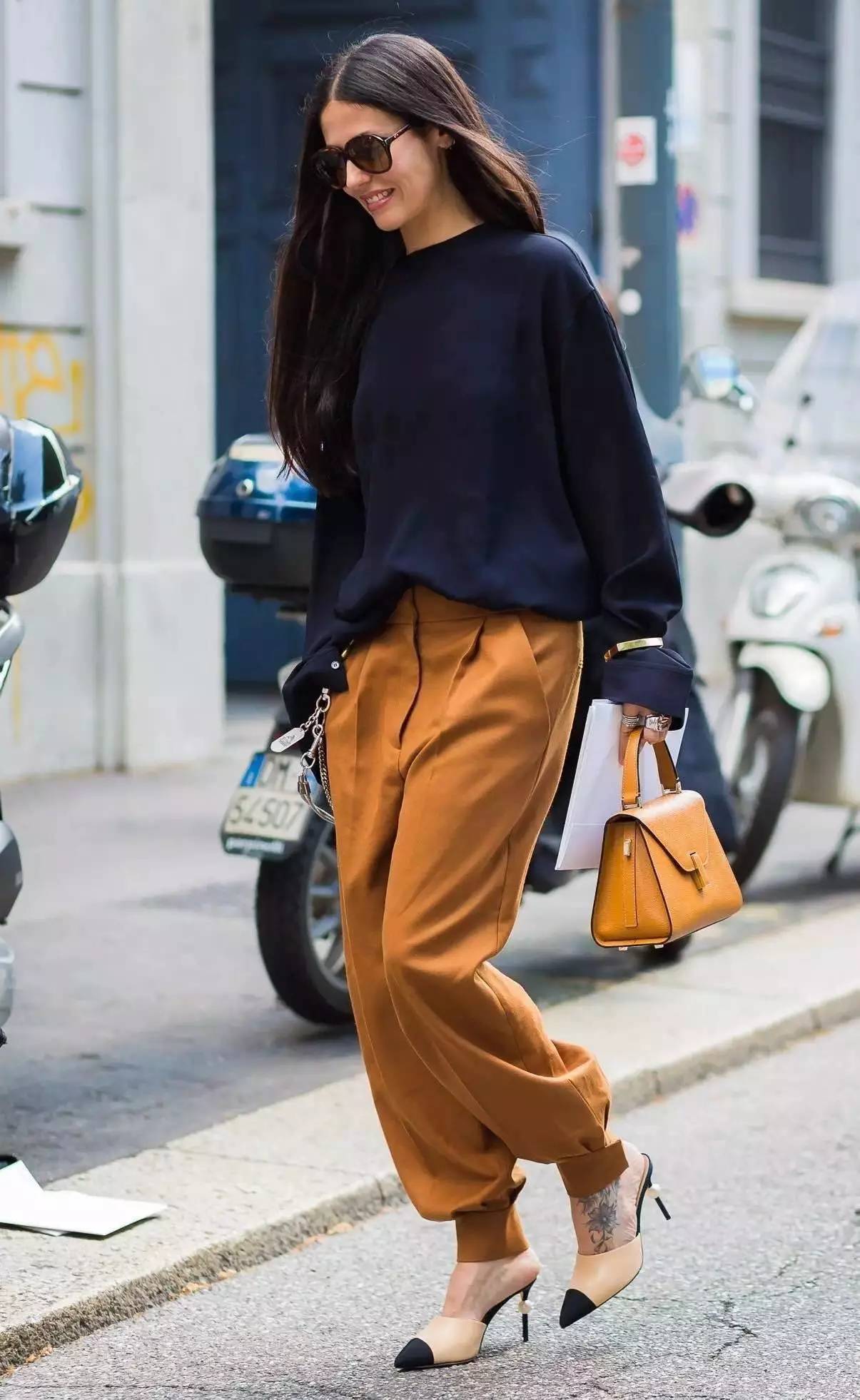 早春有了这双鞋各种风格任你搭,这双鞋真的很好搭配秋冬