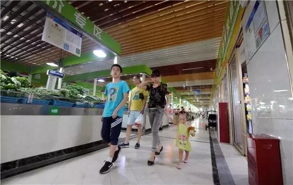 石家庄市区内最大的菜市场,石家庄网红菜市场