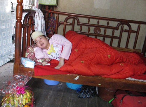 产妇坐月子导致死亡,坐月子产妇中暑事件