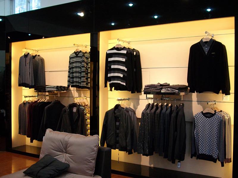 男装休闲时尚装,男装休闲时尚得体