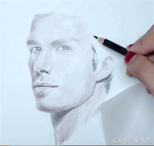 大卫贝克汉姆素描教程,彩铅画教程简单初学者向日葵