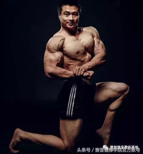 怎样一天练成饱满的胸肌和肌肉,如何打造饱满胸肌上胸训练是关键