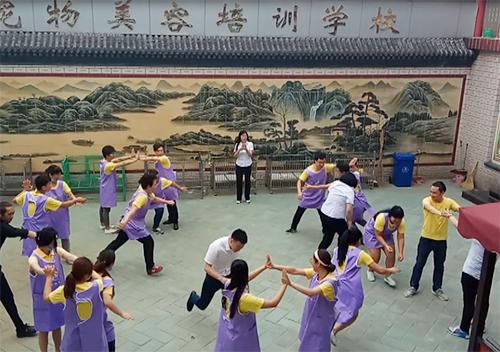 牧和邻旗下学校7月1日开学典礼！