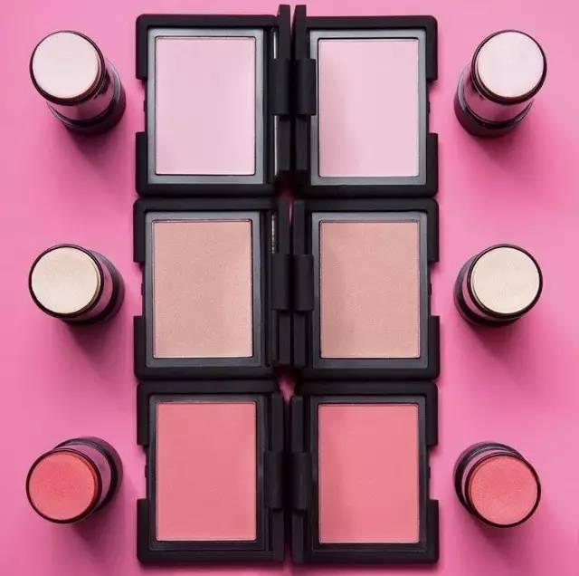 这是一个中文译名不予显示的老司机品牌丨NARS的前世今生