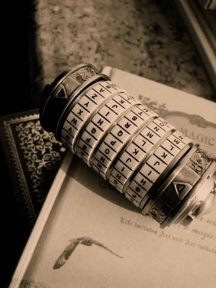 电影达芬奇密码1 (达芬奇密码1-12)