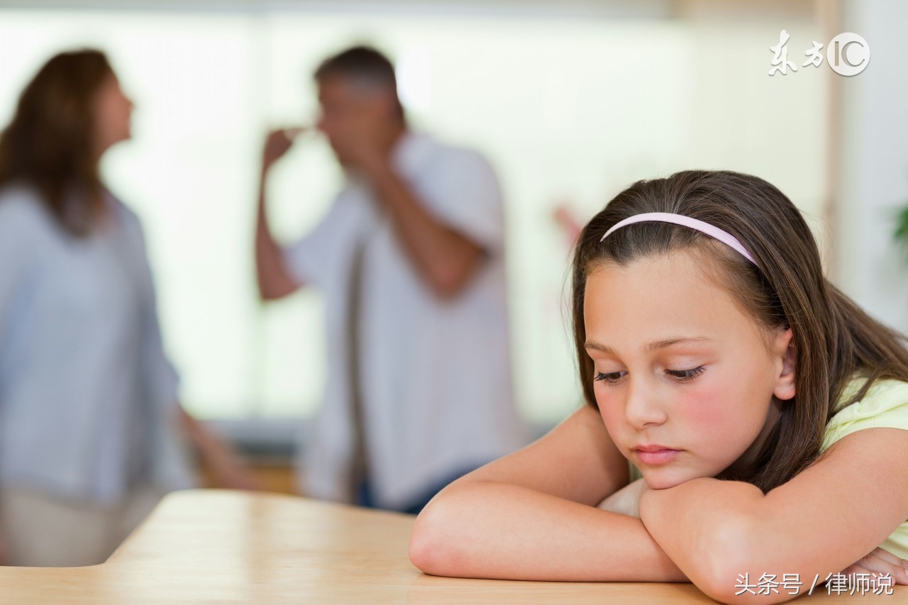 父母离婚后孩子生活悲惨,父母离婚孩子多大有选择权