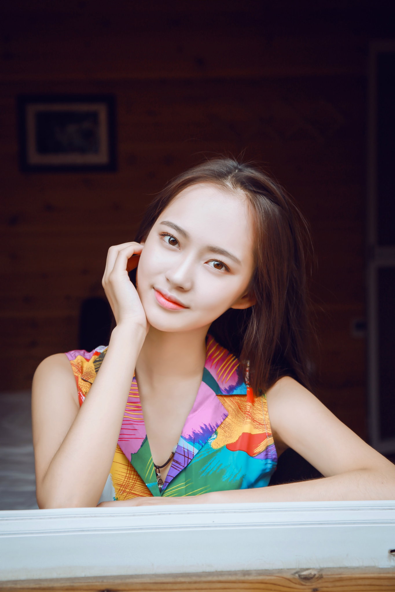 围屋里的小姑娘,木屋里的小姑娘