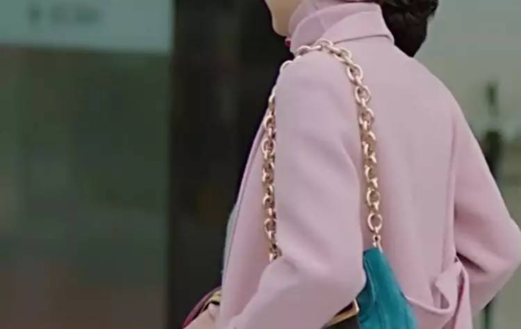 我的前半生唐晶为什么对罗子君好,我的前半生原著中的子君和唐晶