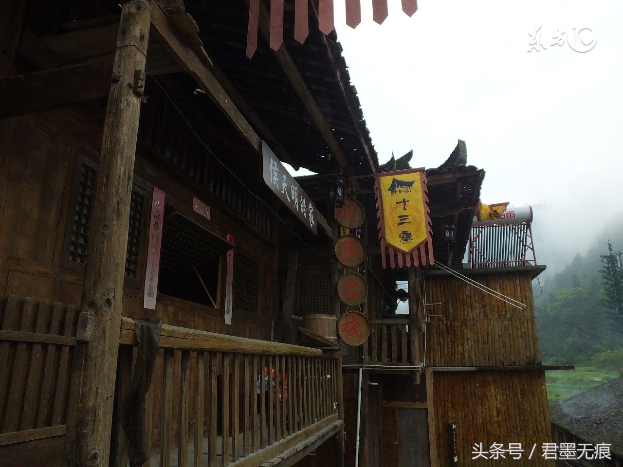 如果到南疆，被会下蛊的女人看上，那你就得小心了，情蛊很有可能会套牢你一辈子