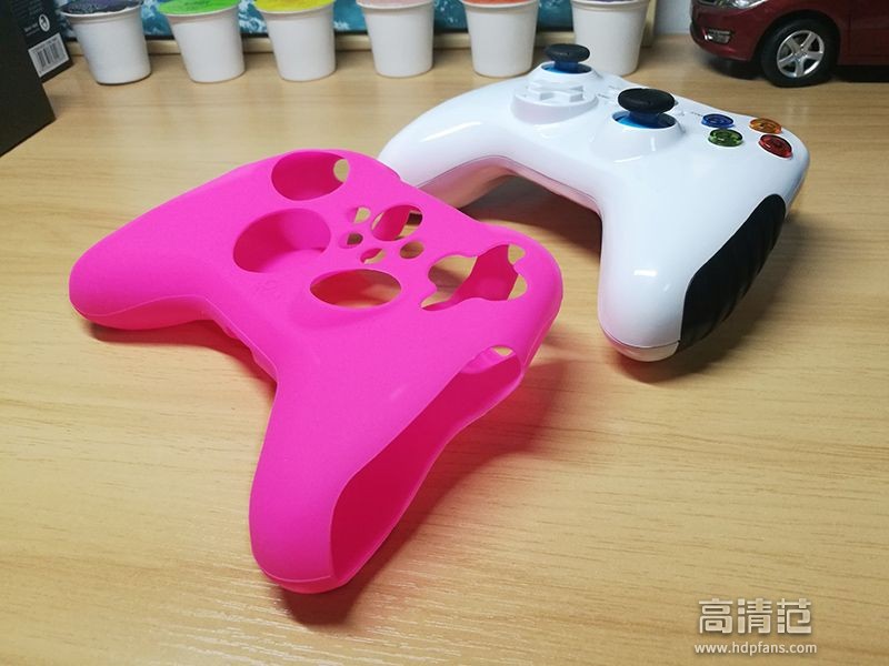 用手柄玩很爽的电脑游戏,用阿修罗2手柄玩的手机赛车游戏