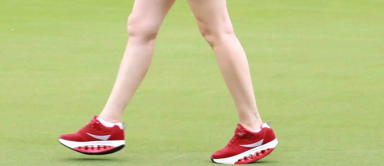 走路外八怎么改正,外八走路姿势矫正训练