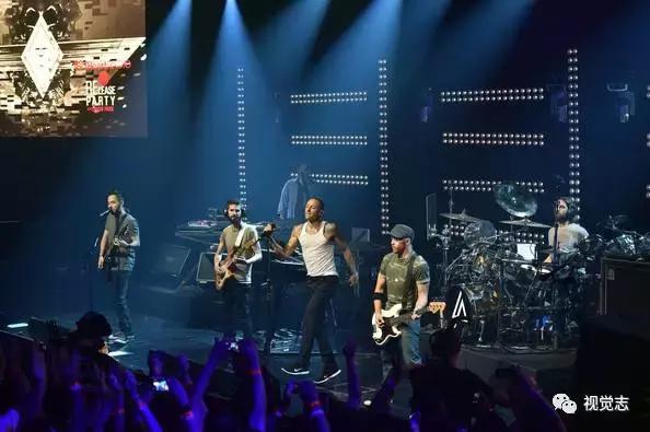 致敬林肯公园大合唱,致敬林肯乐队的那首歌叫什么