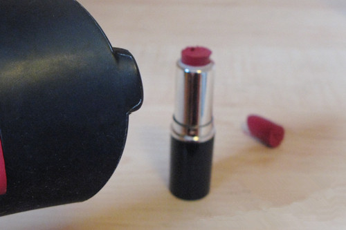 口红断了怎么做教程,口红断了怎么办一招教你恢复原样