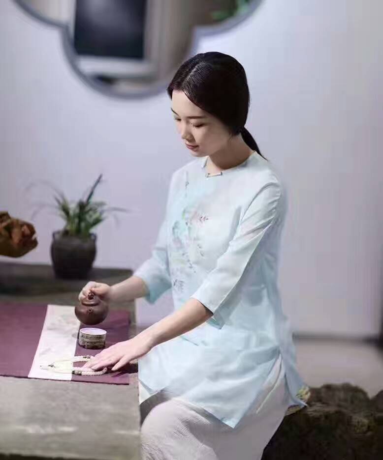 老婆偷偷借别人一百万,女友偷偷借给前男友钱