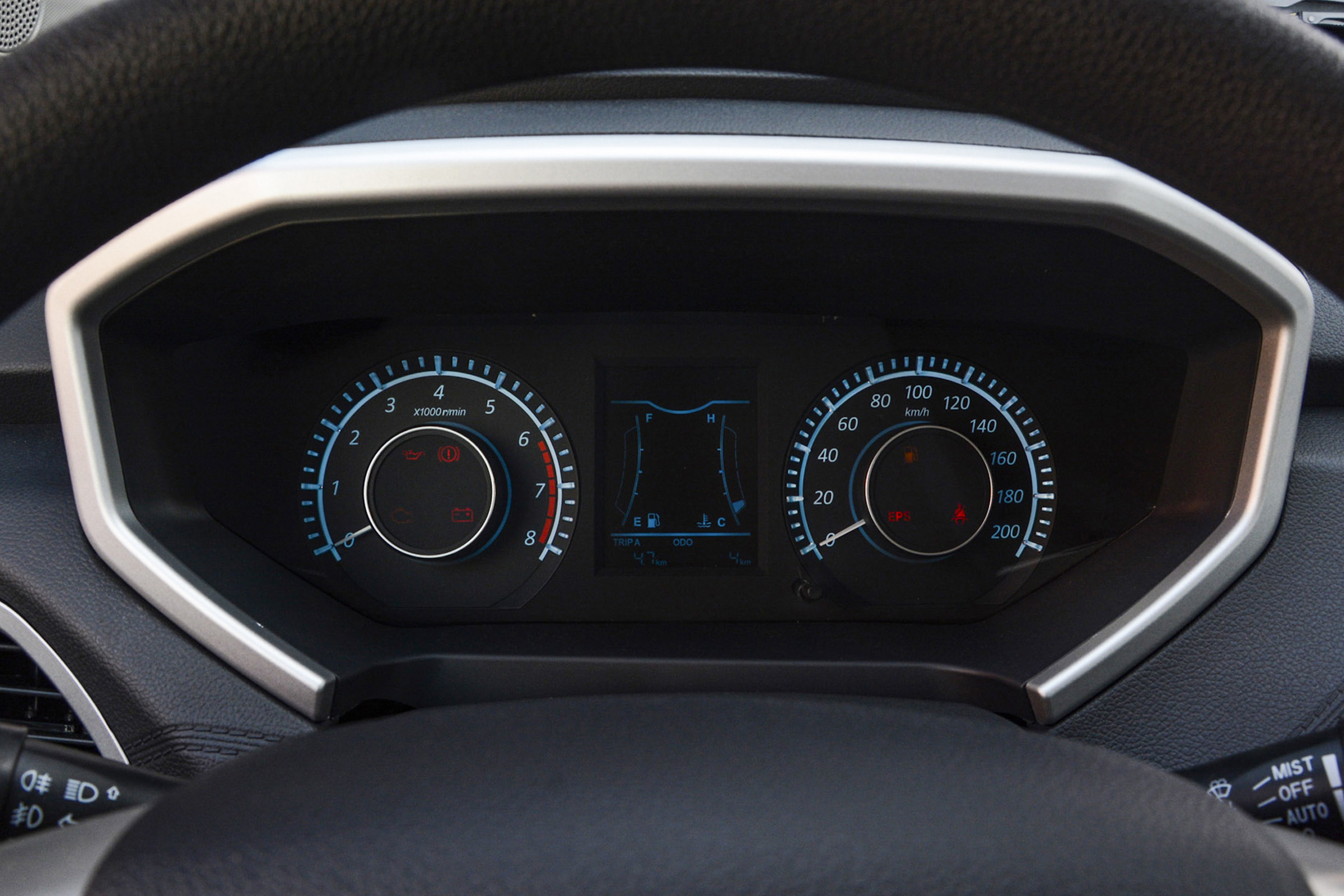 聊一聊越野性能车,昌河m70基本信息