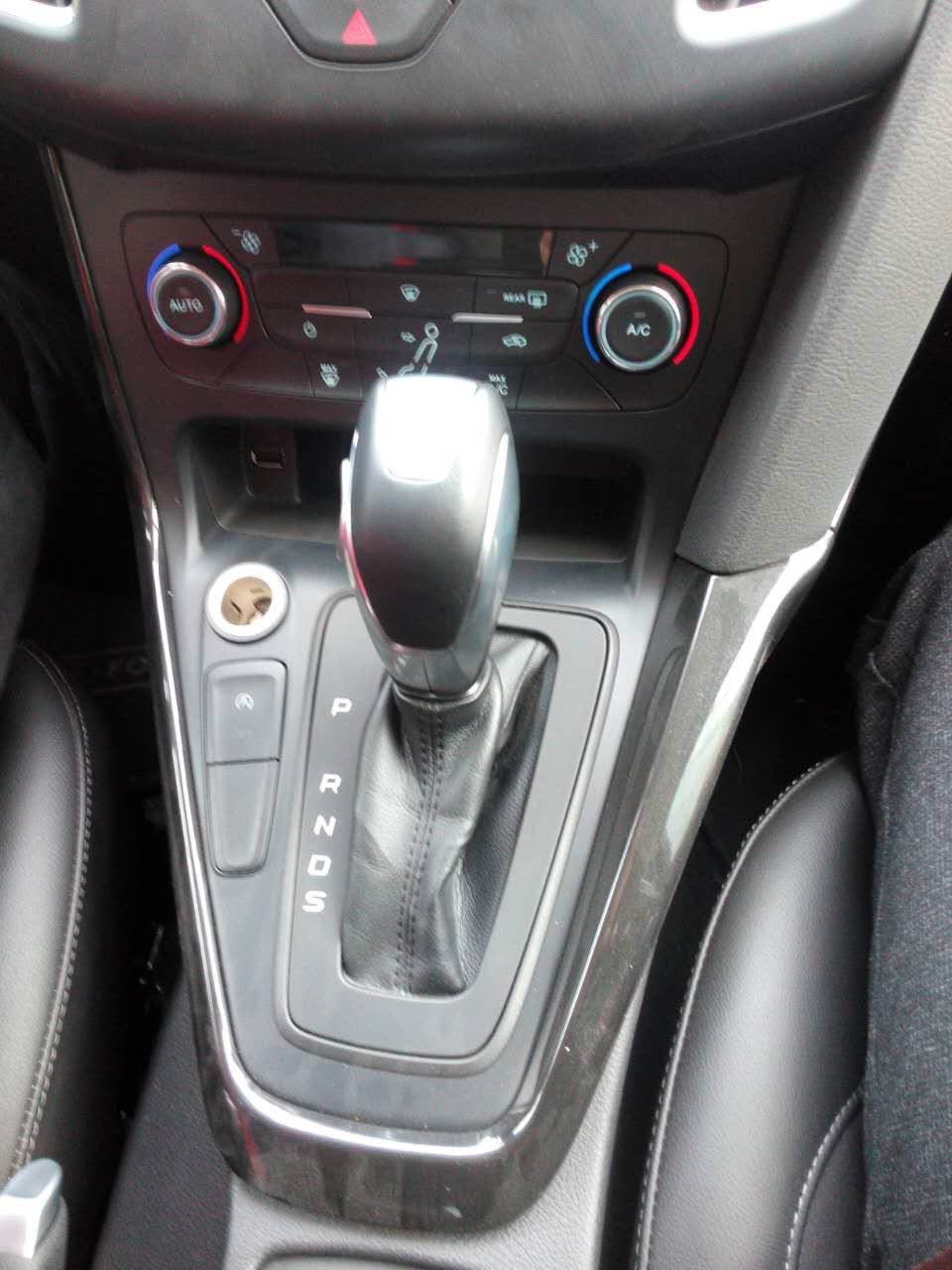 试驾1.5T福克斯,全新福克斯小钢炮