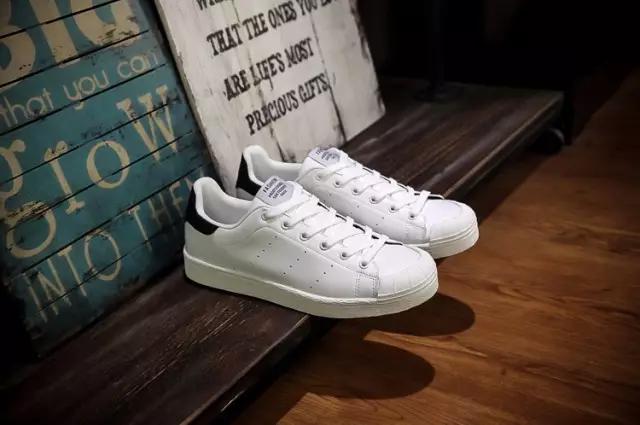 如果你还有梦想那就去拼搏吧,如果你还有梦想就大胆去追