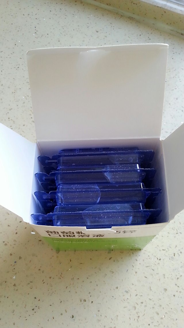 宝宝吃的鱼肝油,宝宝吃什么牌子鱼肝油和钙片好