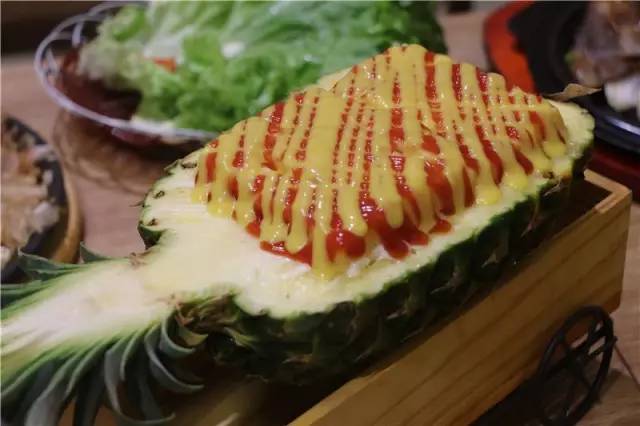 一碗不正经的肥牛饭,下班去哪吃