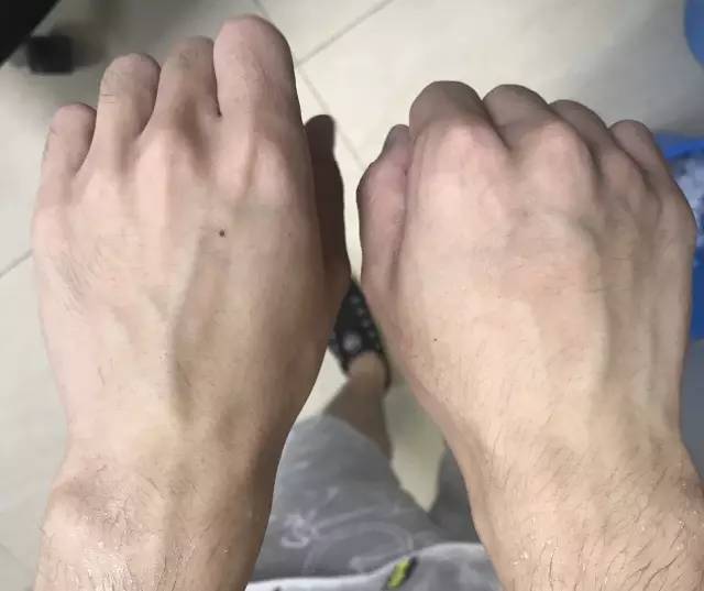 速速围观,帅哥亲自上阵被“撕扯”,告诉你哪款脱毛产品最有效!