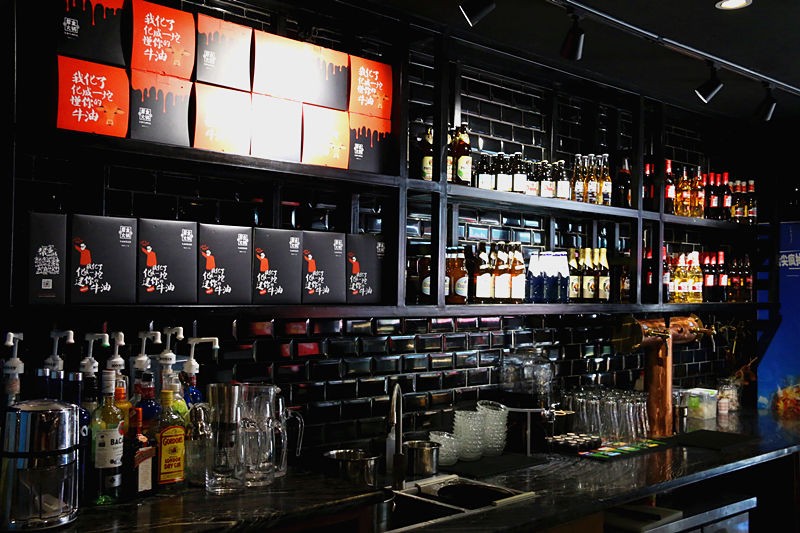 夜店里吃火锅？帮重的鸭肠烫8秒就能飙到180！