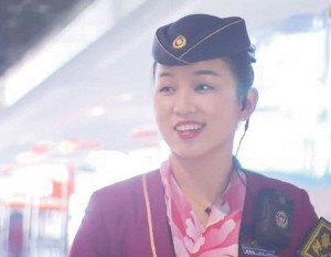 邯郸打工妹励志成长变身“小天鹅”