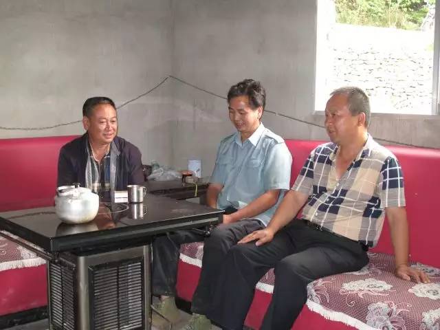 寻找优秀老支书｜敢向贫困“亮剑”的村支书——毕节市黔西县素朴镇古胜村*党**支部书记冯长书素描