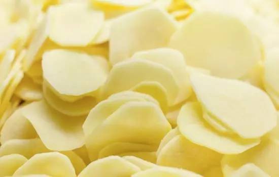 宝宝接种疫苗的地方肿起来了,宝宝接种地方又红了