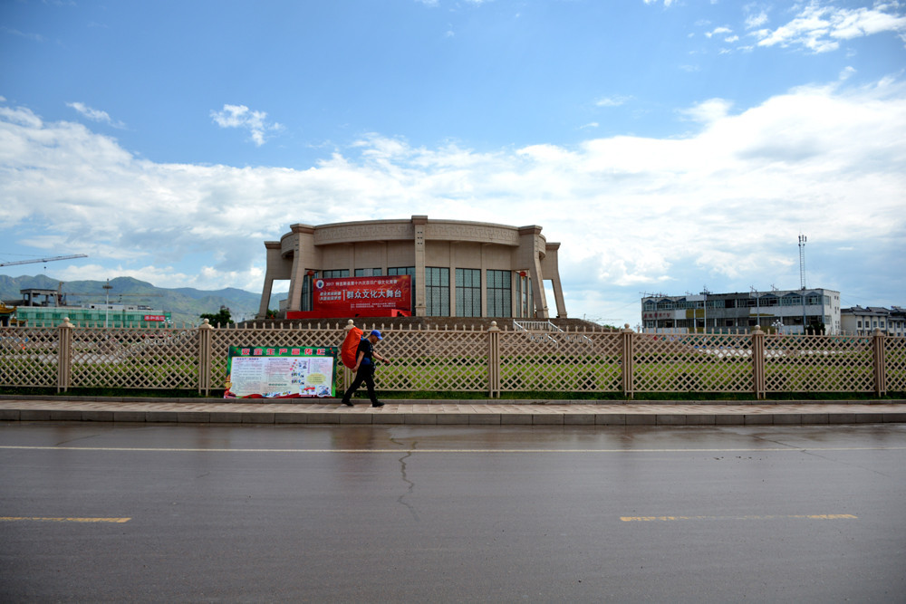 行者无疆-6月乌孙，漂洋过海为圣湖，翻山越岭因初心