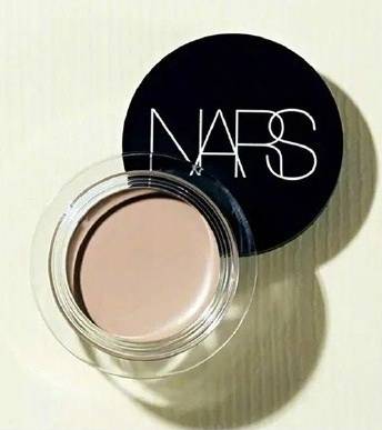 日本美容杂志《美的》评选：2017上半年最值得买的护肤品和彩妆，从平价到贵妇品牌都有