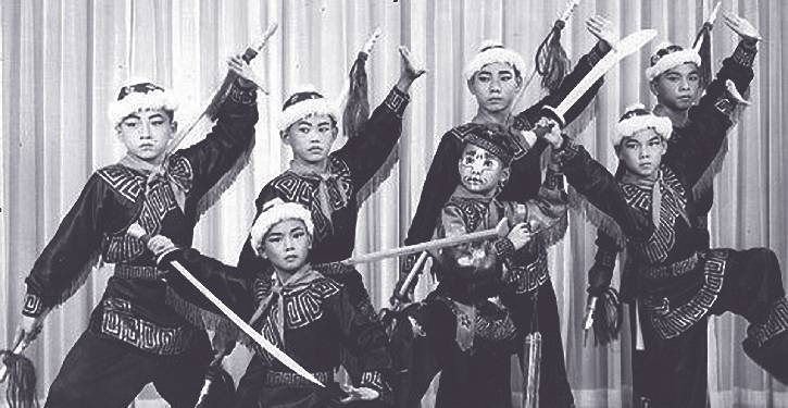 还完周星驰的电影票，我们该向他的启蒙偶像致敬了