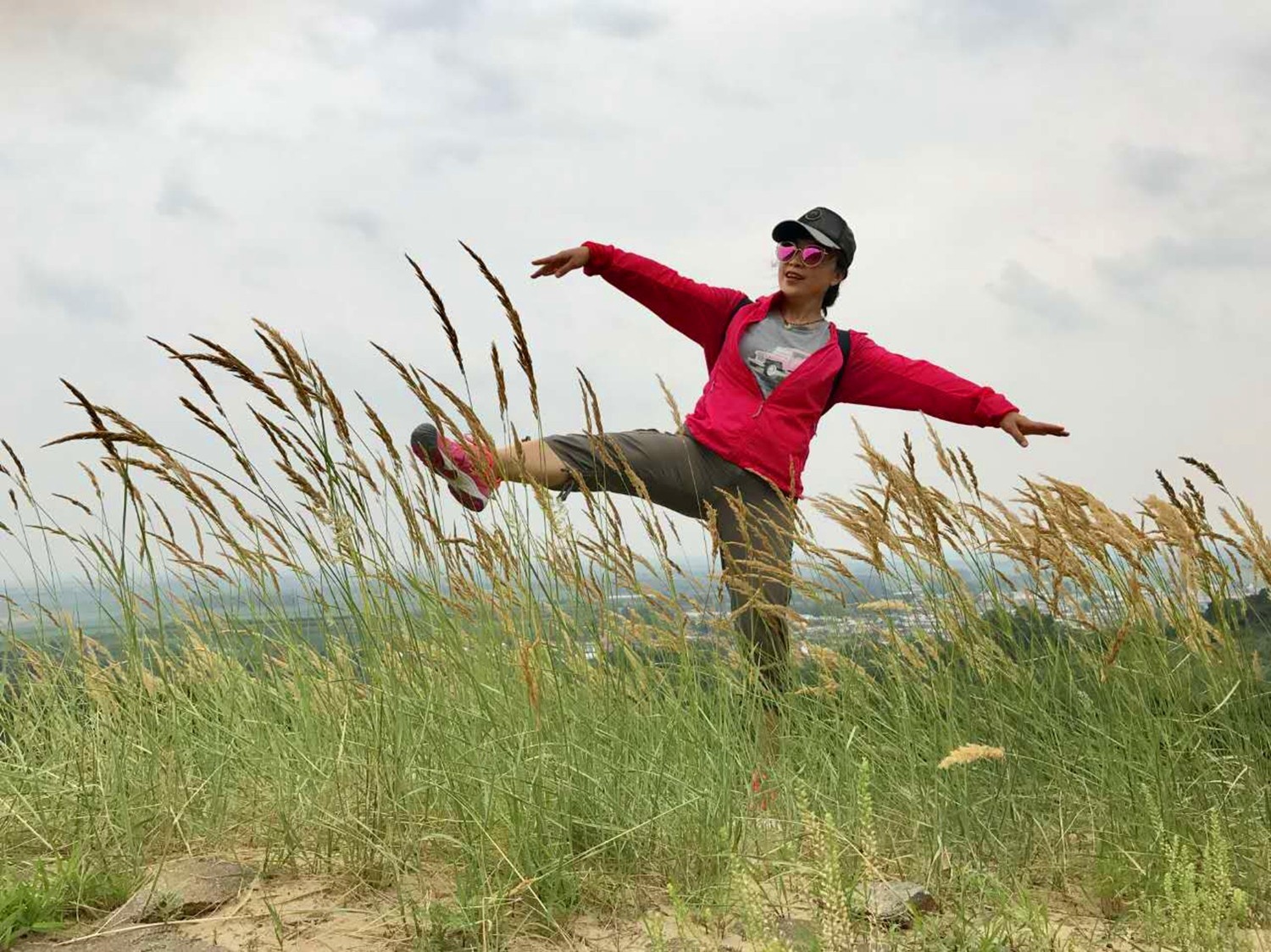 感受一份属于我的清凉——洛弛红Clorts户外溯溪鞋3H027D体验