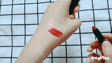 适合夏天的亮色口红测评,夏日必备滋润口红