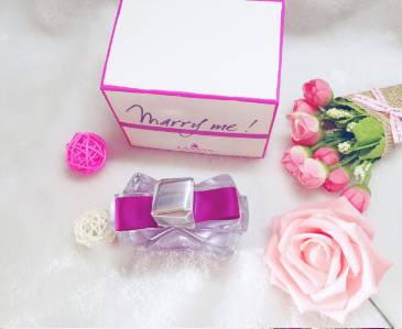 有哪些300以下不烂大街的香水,有没有3百左右的香水推荐