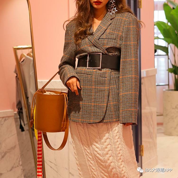 窦靖童周冬雨合作,马思纯窦靖童周冬雨superstar