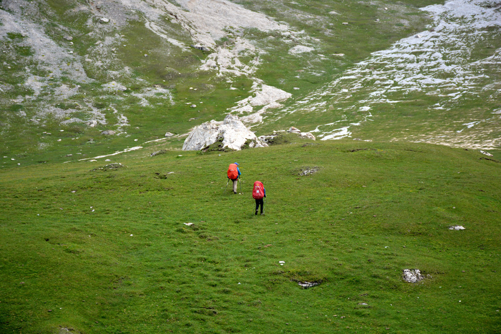 行者无疆-6月乌孙，漂洋过海为圣湖，翻山越岭因初心