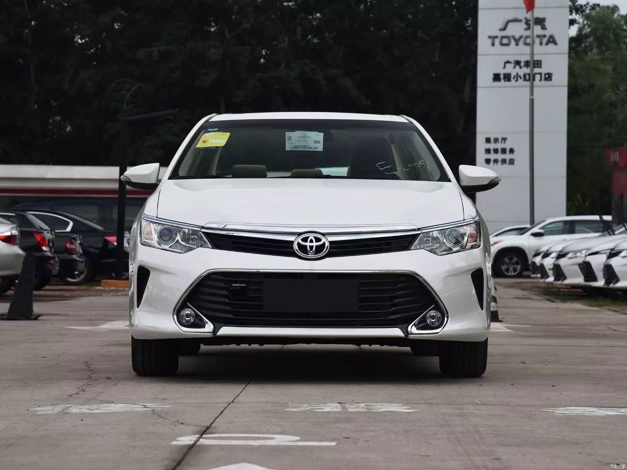 雅阁和凯美瑞到底哪个更值得入手,雅阁2022新款和凯美瑞哪个好