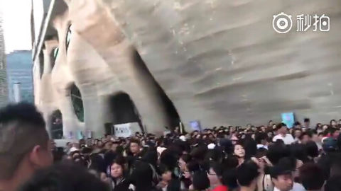 最近李易峰上海活动,李易峰2020见面会