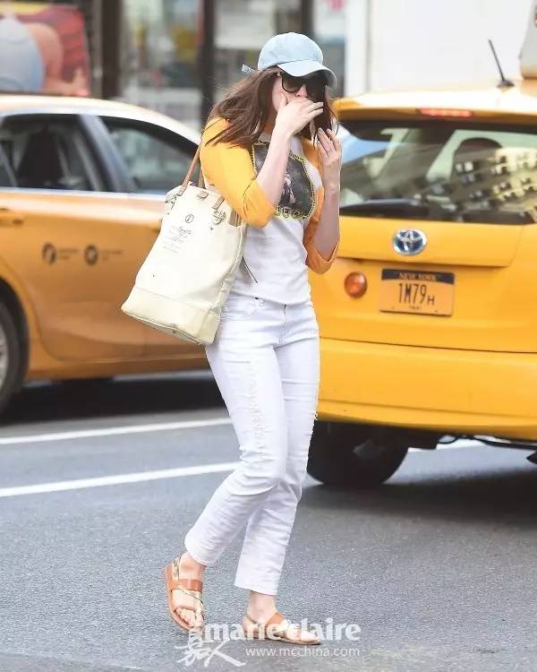 纯色t恤永不过时,与短袖说拜拜