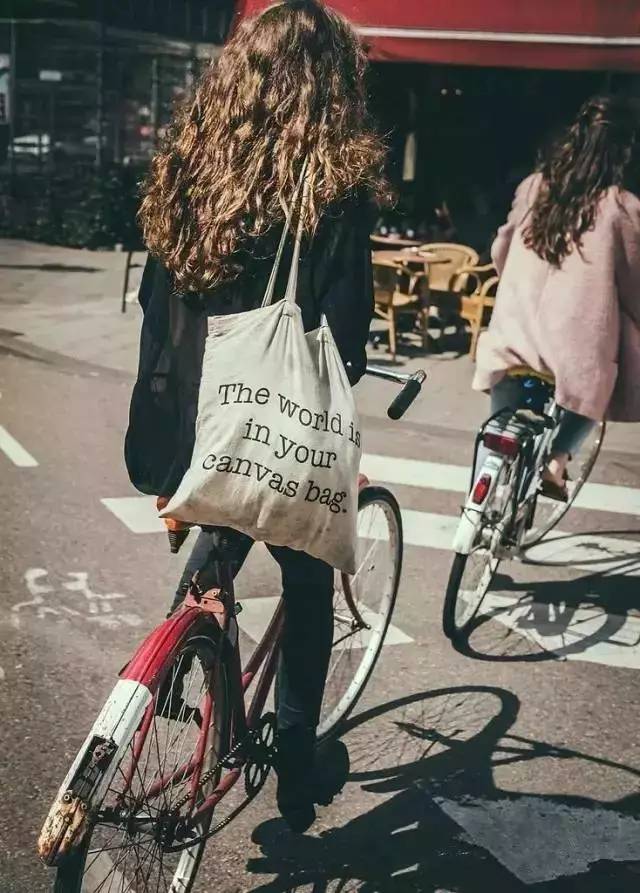 女明星平价包包推荐,女明星爱的包包