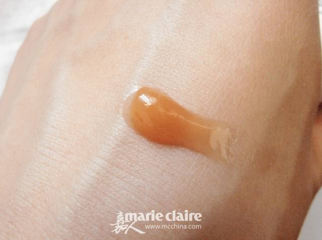 化妆台上的护肤品都是安全有效的,化妆台上必备的10件神器