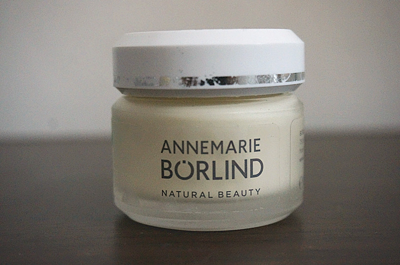 50岁最好用的十大眼霜排名,35岁眼霜排名十大公认好用的眼霜