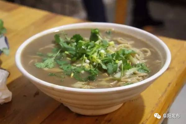 阜阳煸炒面,阜阳炝锅面最火的店