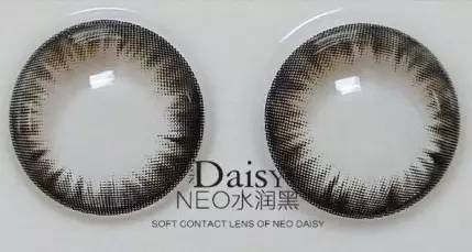 美瞳随便戴,美瞳别乱买不然真的会瞎