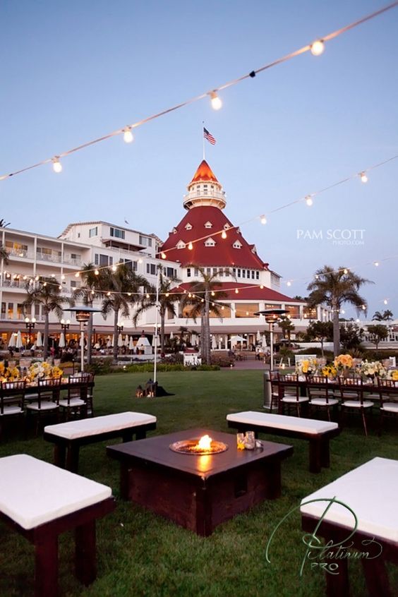 最In新娘情报速递:谁说城堡婚礼素人只有看的份儿？